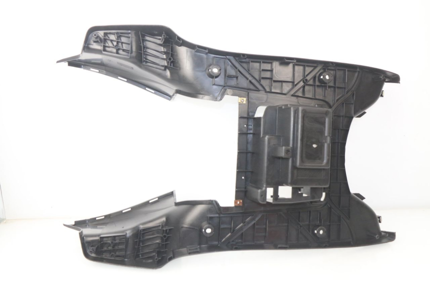 photo de TAPA REPOSAPIES SYM ORBIT 2 50 (2008 - 2014) - Zoom estado de uso