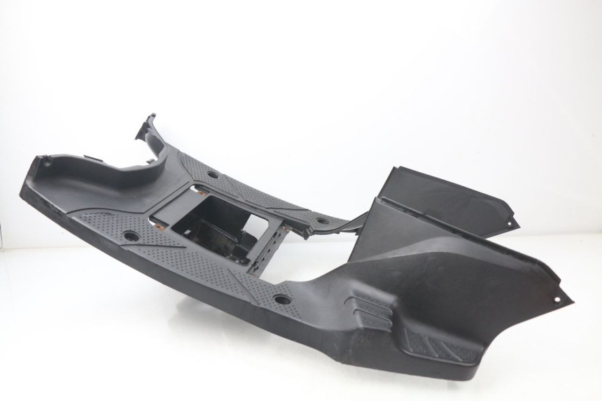 photo de TAPA REPOSAPIES SYM ORBIT 2 50 (2008 - 2014) - Estado de la superficie y material