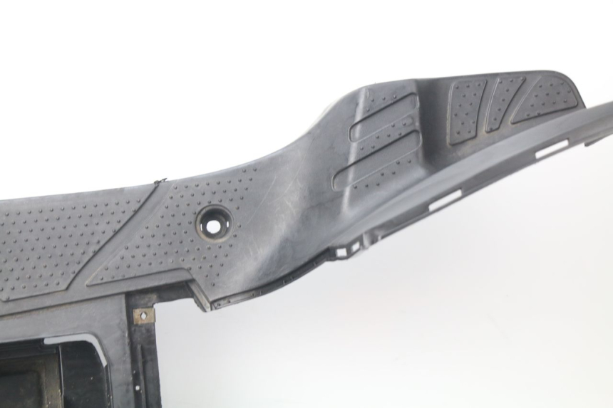 photo de TAPA REPOSAPIES SYM ORBIT 2 50 (2008 - 2014) - Recambio usado revisado