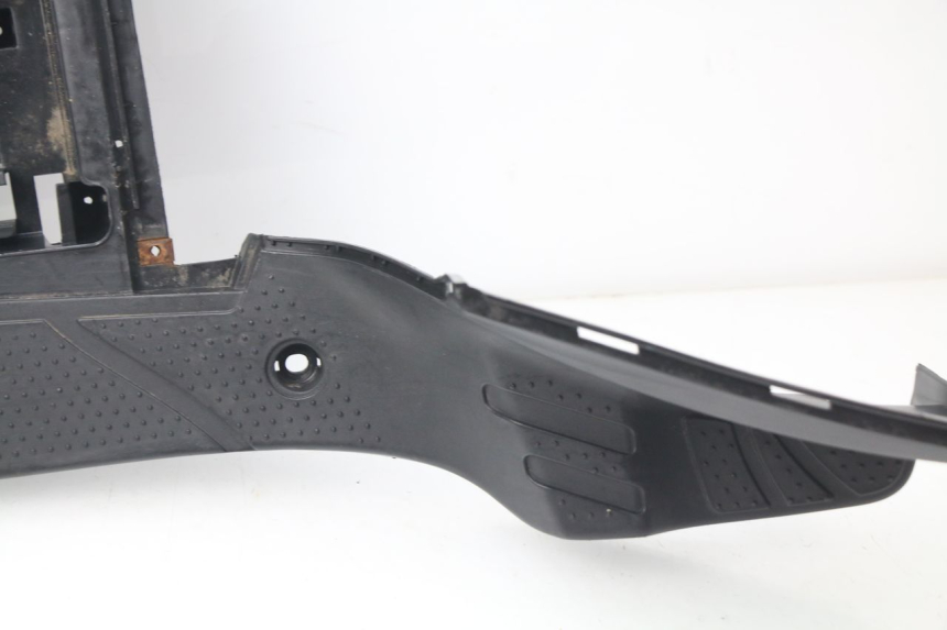 photo de TAPA REPOSAPIES SYM ORBIT 2 50 (2008 - 2014) - Marcados y referencias originales