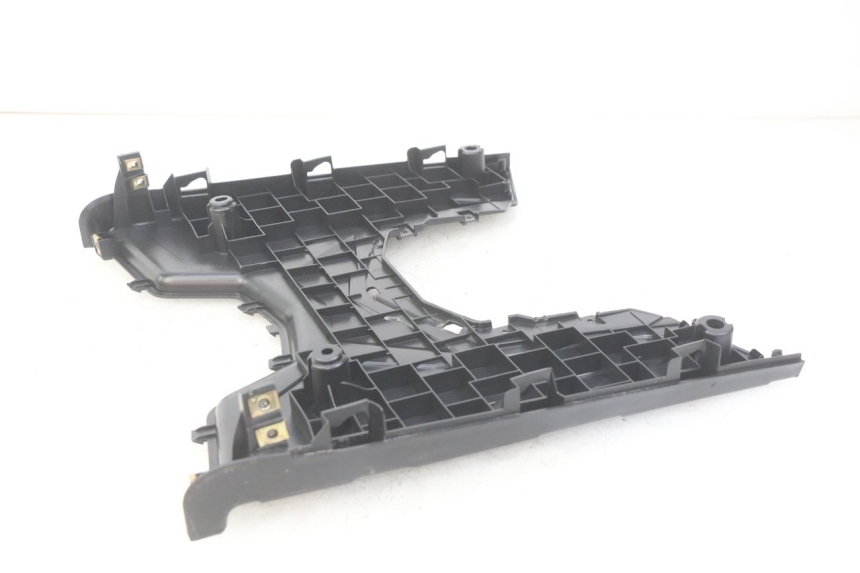 photo de TAPA REPOSAPIES SYM ORBIT III 3 4T 50 (2021 - 2025) - Detalle de la pieza