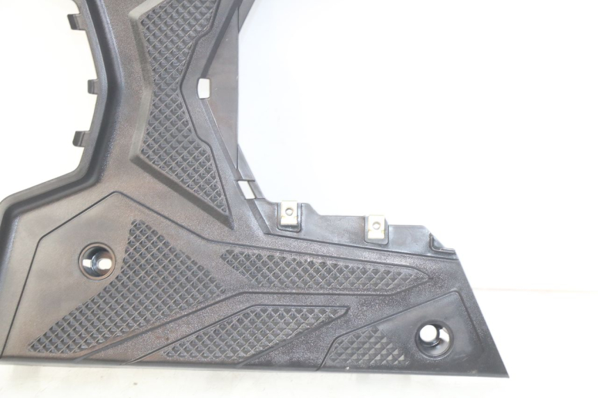 photo de TAPA REPOSAPIES SYM ORBIT III 3 4T 50 (2021 - 2025) - Zoom estado de uso