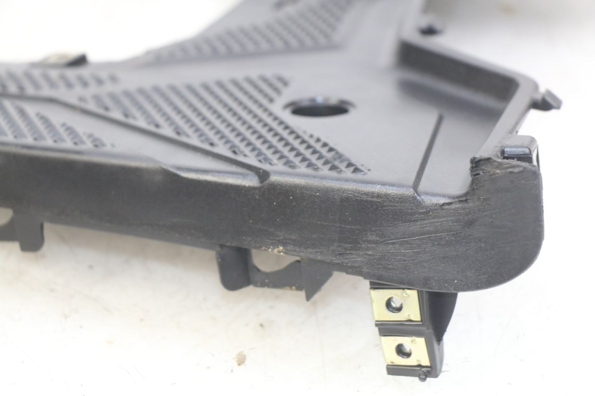 photo de TAPA REPOSAPIES SYM ORBIT III 3 4T 50 (2021 - 2025) - Vista general del producto