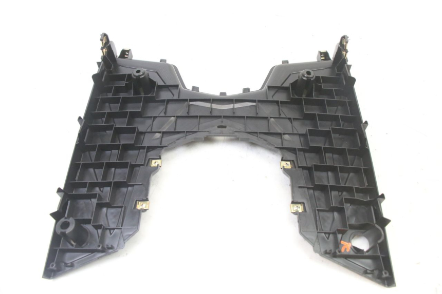 photo de TAPA REPOSAPIES SYM ORBIT III 3 4T 50 (2021 - 2025) - Primer plano técnico