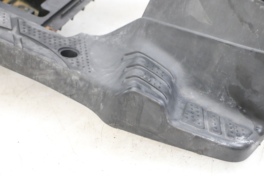 photo de TAPA REPOSAPIES SYM ORBIT 50 (2008 - 2010) - Otra vista del artículo