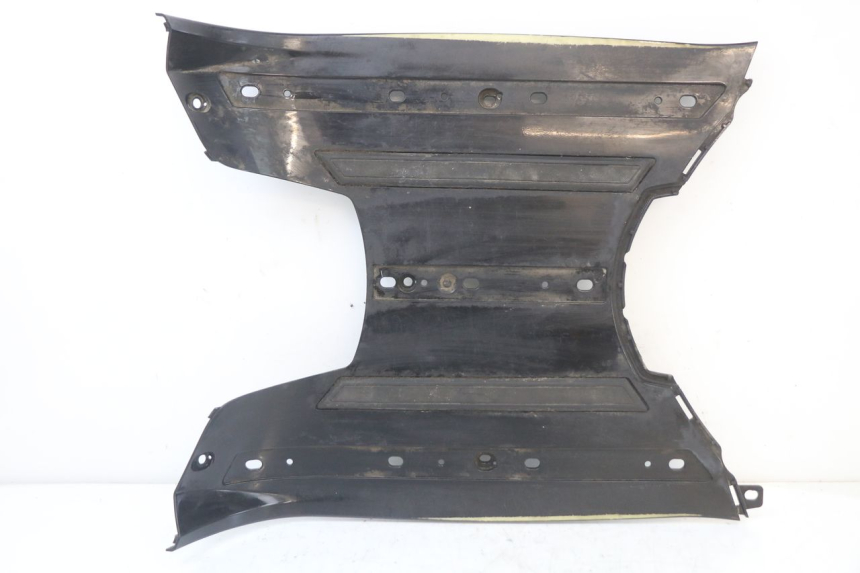 photo de TAPA REPOSAPIES PEUGEOT DJANGO 125 (2014 - 2017) - Detalle de la pieza