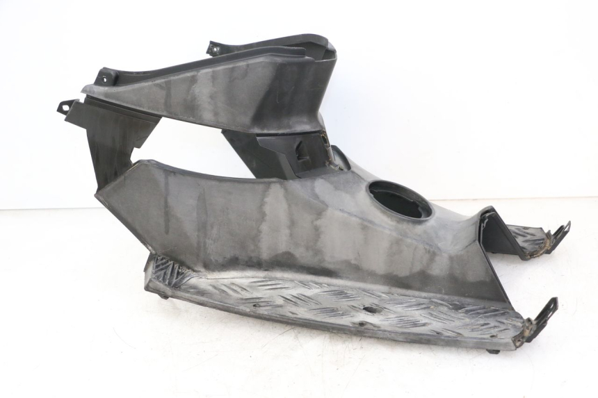 photo de TAPA REPOSAPIES PEUGEOT SPEEDFIGHT 3 LC 2T 50 (2009 - 2015) - Zoom sobre los componentes