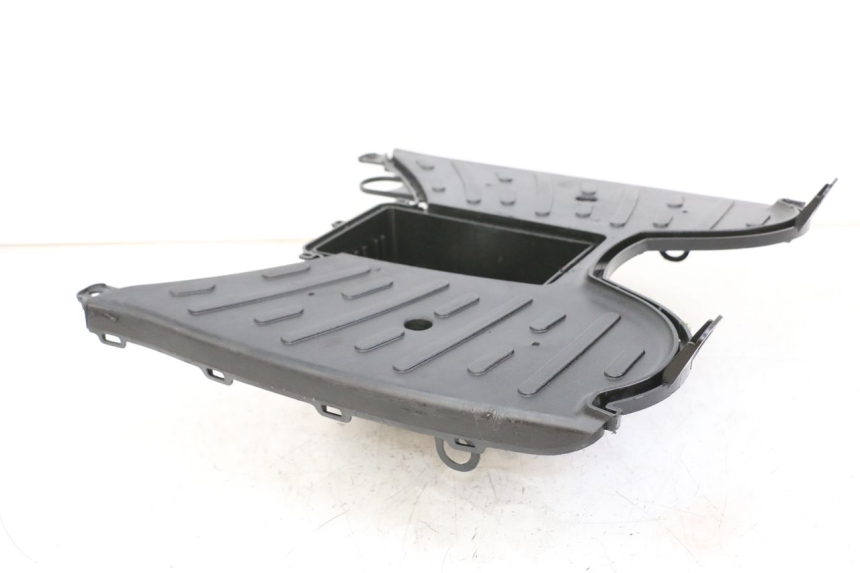 photo de ESTRIBO PEUGEOT STREETZONE 4T 50 (2018 - 2023) - Primer plano técnico