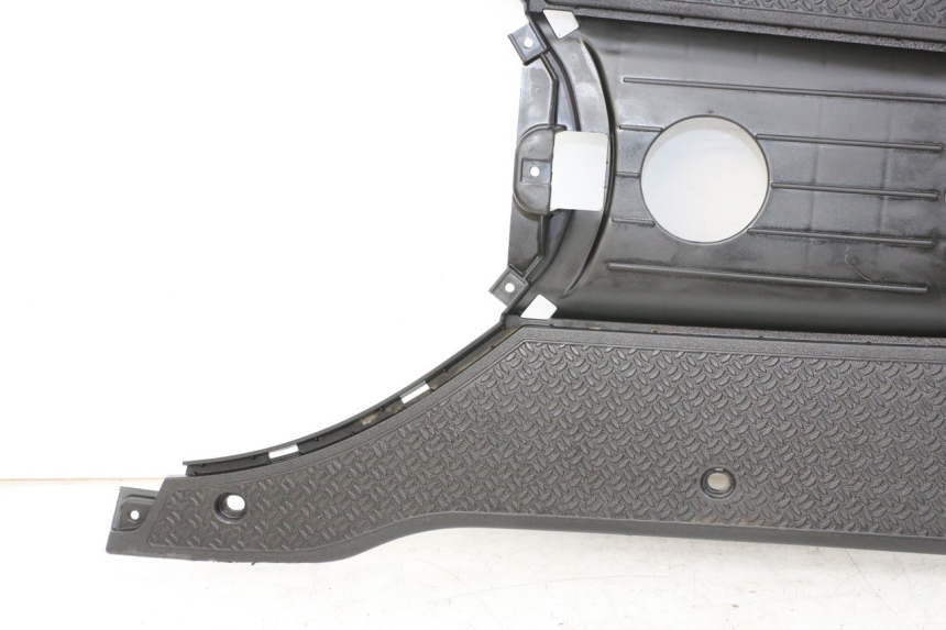 photo de TAPA REPOSAPIES PIAGGIO NRG POWER PUREJET 50 (2018 - 2021) - Marcados y referencias originales