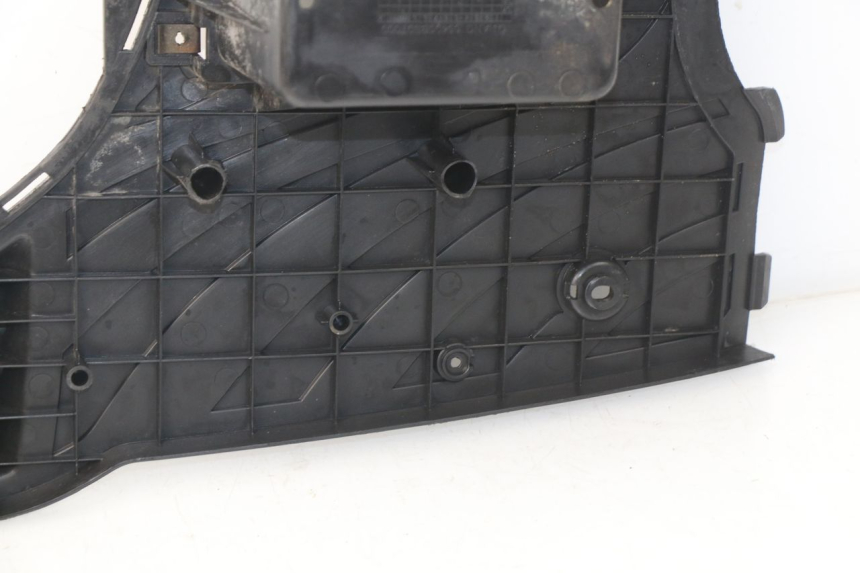 photo de TAPA REPOSAPIES KEEWAY PIXEL 50 (2008 - 2011) - Marcados y referencias originales