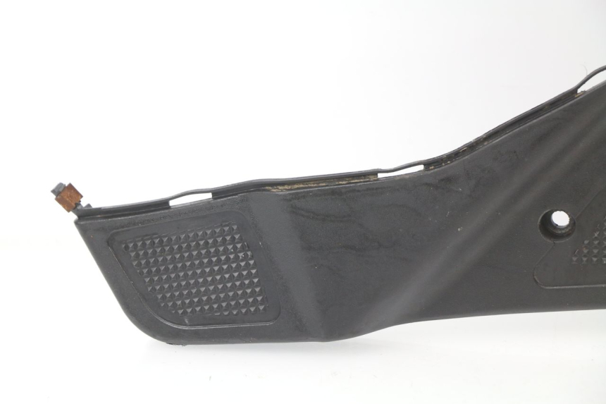 photo de TAPA REPOSAPIES RIDE RACE 2T 50 (2012 - 2015) - Zoom sobre los componentes