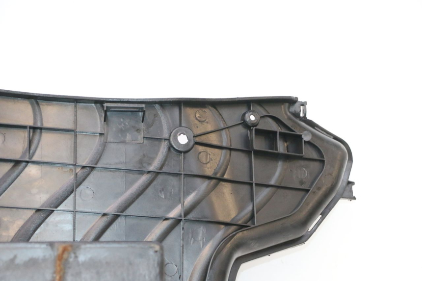 photo de TAPA REPOSAPIES ORCAL RAPTOR 50 (2015 - 2021) - Inspección visual detallada