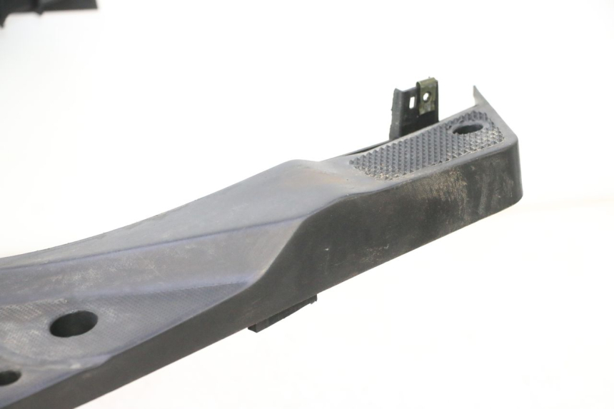 photo de TAPA REPOSAPIES ORCAL RAPTOR 50 (2015 - 2021) - Otra perspectiva