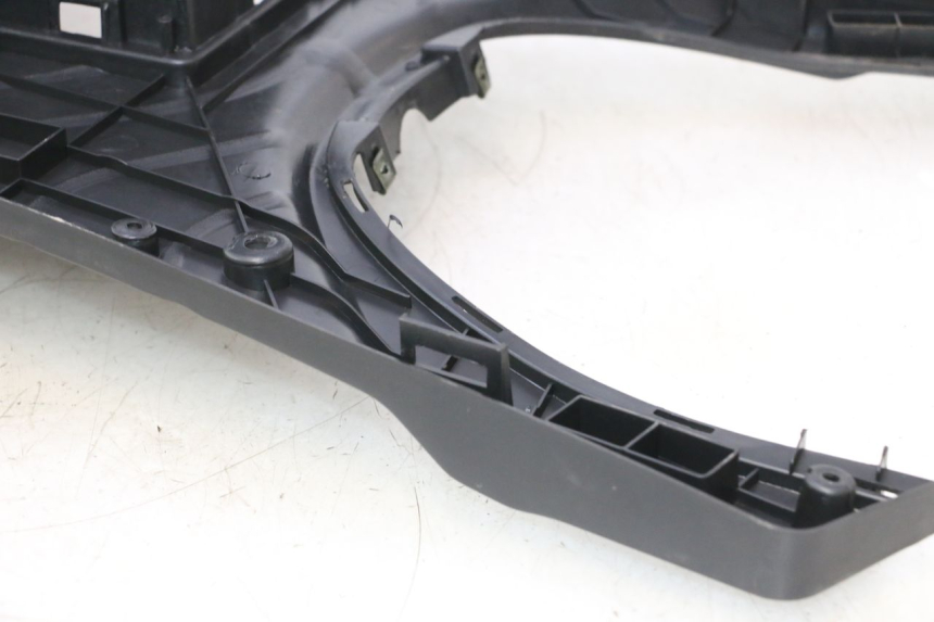 photo de TAPA REPOSAPIES ORCAL RAPTOR 50 (2015 - 2021) - Estado de la superficie y material