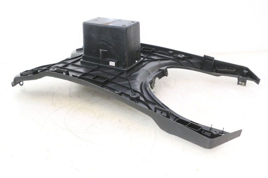 photo de TAPA REPOSAPIES ORCAL RAPTOR 50 (2015 - 2021) - Marcados y referencias originales