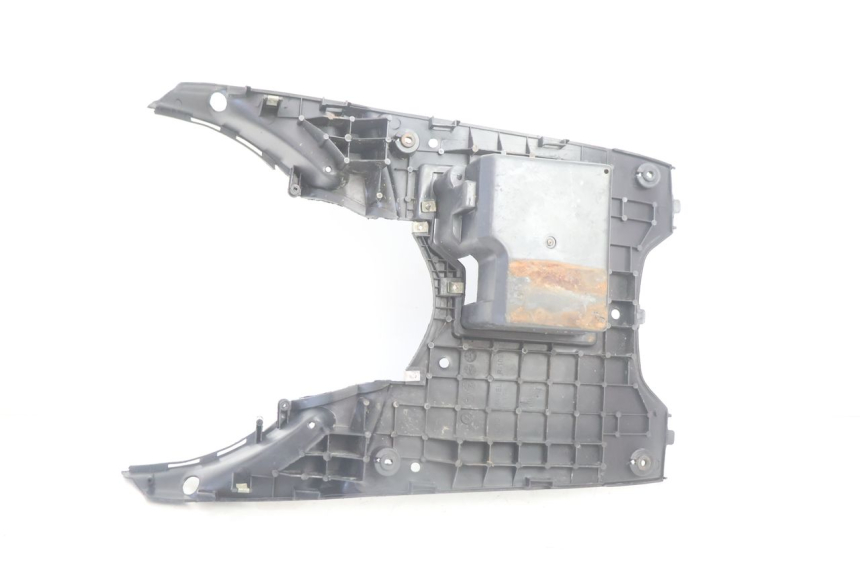 photo de TAPA REPOSAPIES TNT MOTOR ROMA 10' 2T 50 (2011 - 2018) - Detalles de los puntos de fijación
