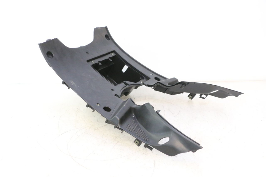 photo de TAPA REPOSAPIES TNT MOTOR ROMA 12' 2T 50 (2007 - 2018) - Detalles de los puntos de fijación