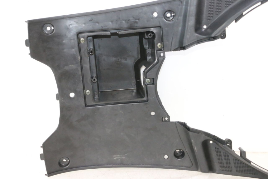 photo de TAPA REPOSAPIES TNT MOTOR ROMA 12' 2T 50 (2007 - 2018) - Recambio usado revisado