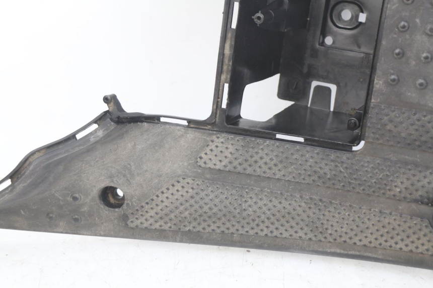 photo de ESTRIBO KYMCO SENTO 100 (2008 - 2013) - Estado de la superficie y material