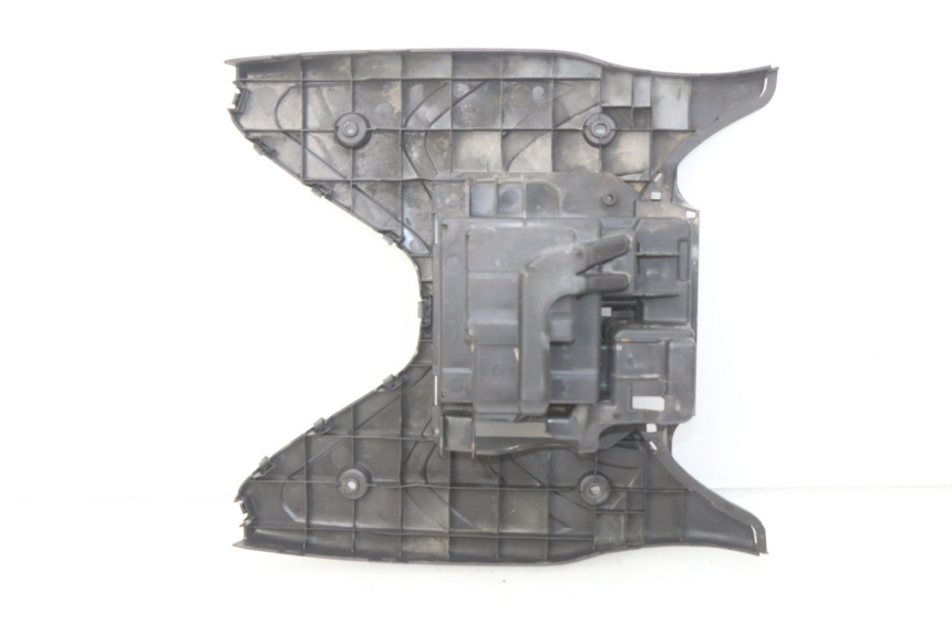 photo de ESTRIBO SUZUKI SIXTEEN 125 (2008 - 2010) - Zoom estado de uso