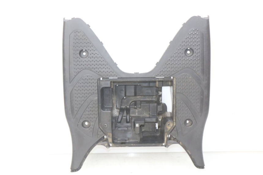 photo de ESTRIBO SUZUKI SIXTEEN 125 (2008 - 2010) - Detalles de los puntos de fijación