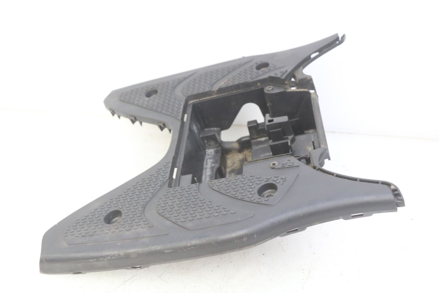 photo de ESTRIBO SUZUKI SIXTEEN 125 (2008 - 2010) - Primer plano técnico