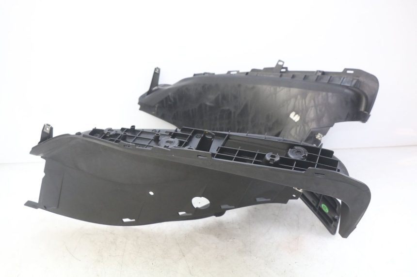 photo de ESTRIBO MBK SKYCRUISER 125 (2010 - 2013) - Detalle de la pieza