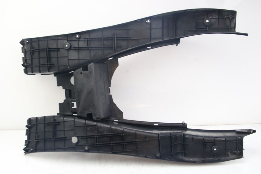 photo de ESTRIBO MBK SKYLINER 125 (1998 - 2001) - Detalle de la pieza