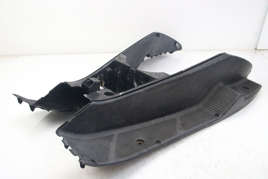 photo de ESTRIBO MBK SKYLINER 125 (1998 - 2001) - Primer plano técnico