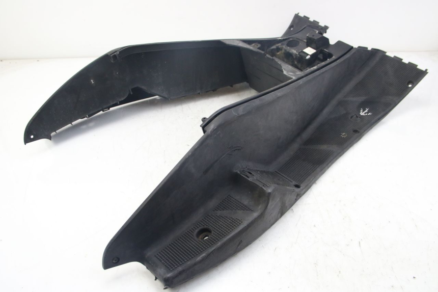 photo de ESTRIBO MBK SKYLINER 125 (1998 - 2001) - Detalles de los puntos de fijación