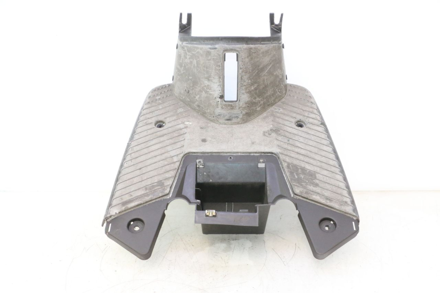 photo de TAPA REPOSAPIES YAMAHA SLIDER 50 (1999 - 2004) - Primer plano de alta resolución