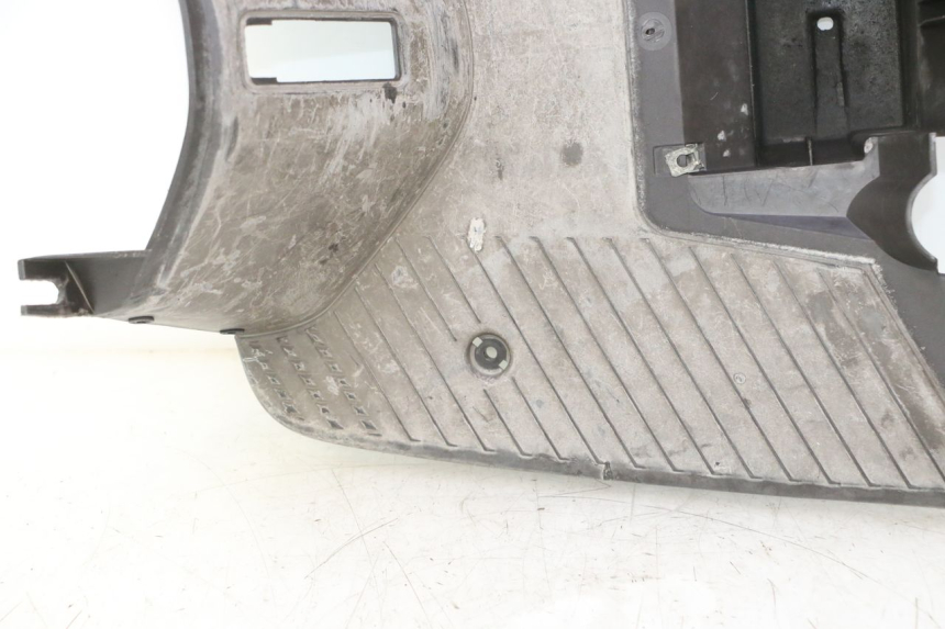 photo de TAPA REPOSAPIES YAMAHA SLIDER 50 (1999 - 2004) - Inspección visual detallada