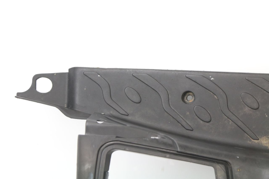 photo de TAPA REPOSAPIES PEUGEOT SPEEDFIGHT 2 AC 50 (2000 - 2009) - Zoom calidad de ocasión