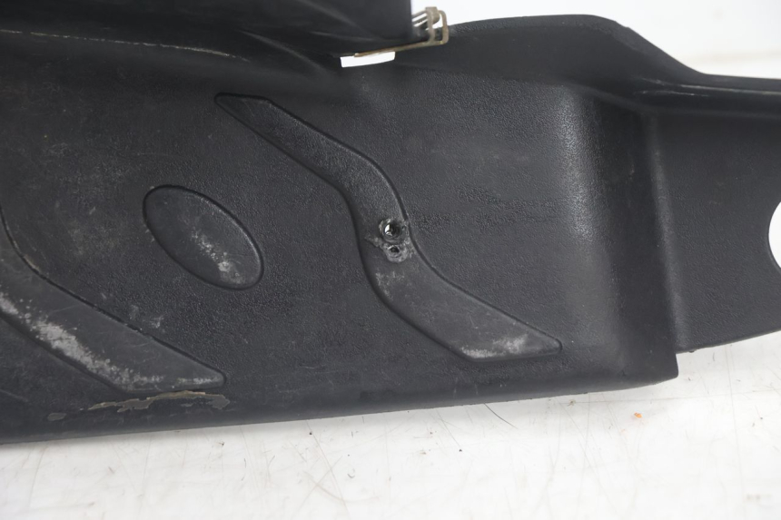 photo de TAPA REPOSAPIES PEUGEOT SPEEDFIGHT 2 AC 50 (2000 - 2009) - Estado de la superficie y material