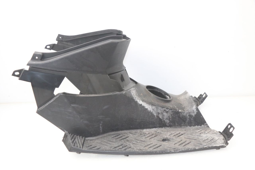 photo de ESTRIBO PEUGEOT SPEEDFIGHT 3 AIR 50 (2009 - 2015) - Detalles de los puntos de fijación