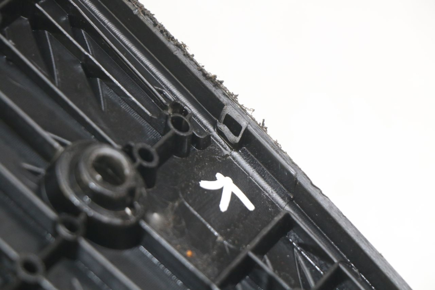 photo de ESTRIBO PEUGEOT SPEEDFIGHT 3 AIR 50 (2009 - 2015) - Zoom estado de uso