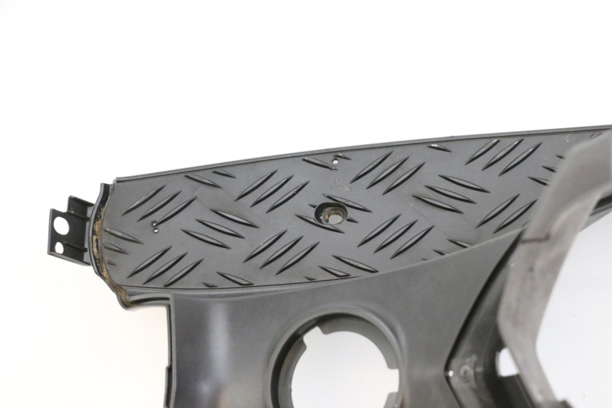 photo de TAPA REPOSAPIES PEUGEOT SPEEDFIGHT 4 2T 50 (2015 - 2019) - Primer plano de alta resolución