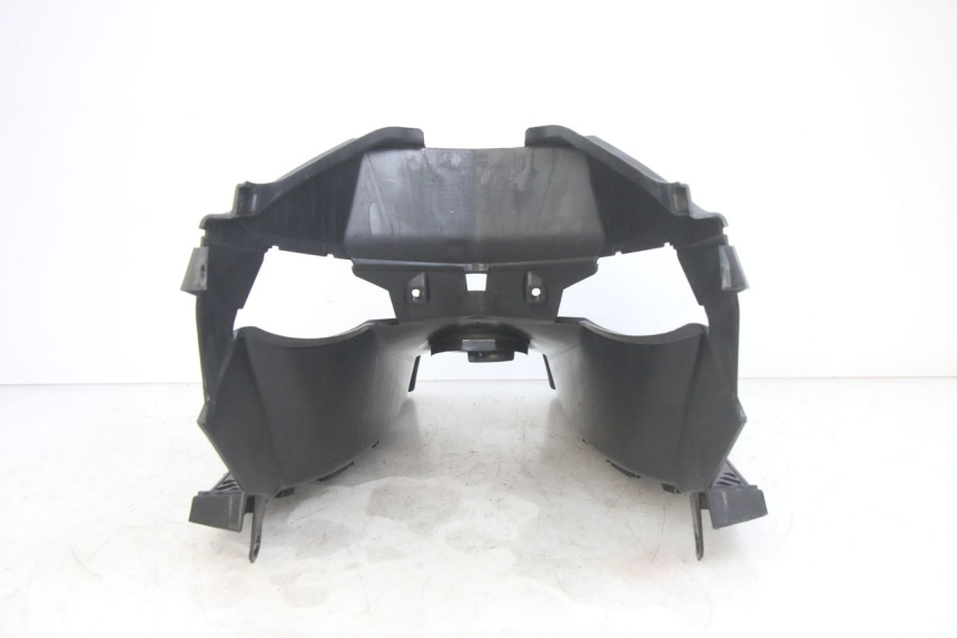 photo de ESTRIBO PEUGEOT SPEEDFIGHT 4 4T 50 (2015 - 2020) - Detalles de los puntos de fijación