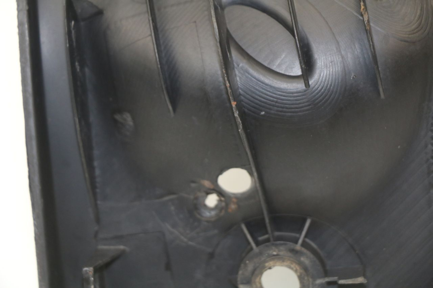 photo de TAPA REPOSAPIES PEUGEOT SPEEDFIGHT LC 50 (1996 - 2002) - Zoom estado de uso