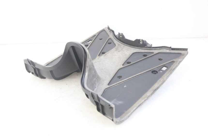 photo de ESTRIBO APRILIA SR 2T 50 (2012 - 2017) - Estado de la superficie y material