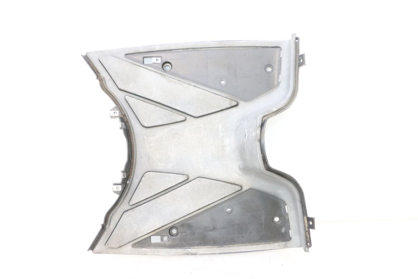 photo de TAPA REPOSAPIES APRILIA SR MOTARD 50 (2012 - 2018) - Detalle de la pieza