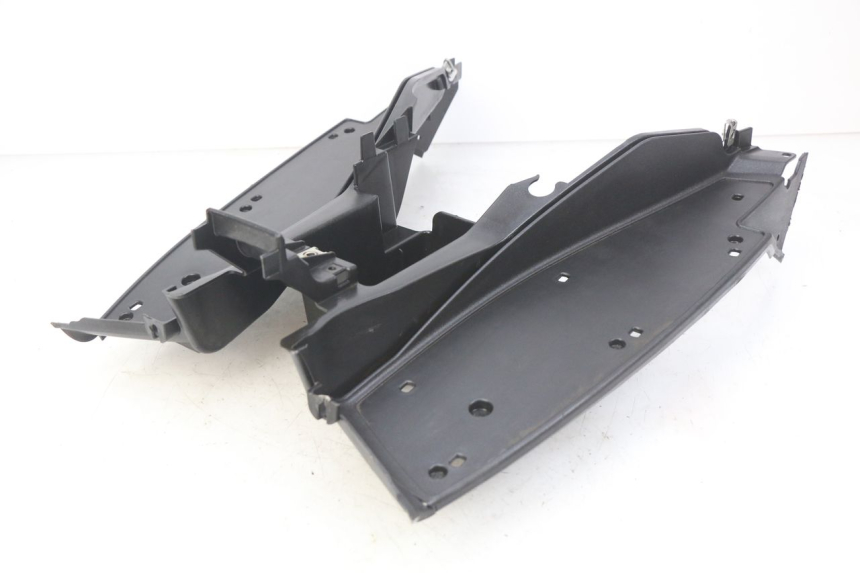 photo de ESTRIBO APRILIA SR R 2T LC 50 (2018 - 2021) - Detalles de los puntos de fijación