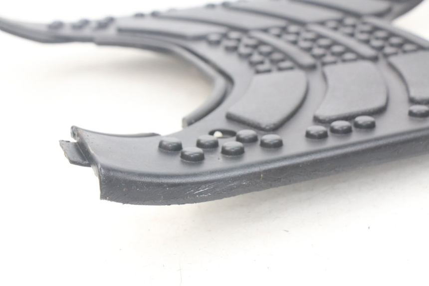 photo de TAPA REPOSAPIES GILERA STALKER 50 (2004 - 2014) - Detalle de la pieza