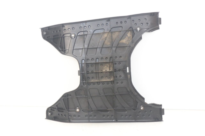 photo de TAPA REPOSAPIES GILERA STALKER 50 (2004 - 2014) - Primer plano técnico