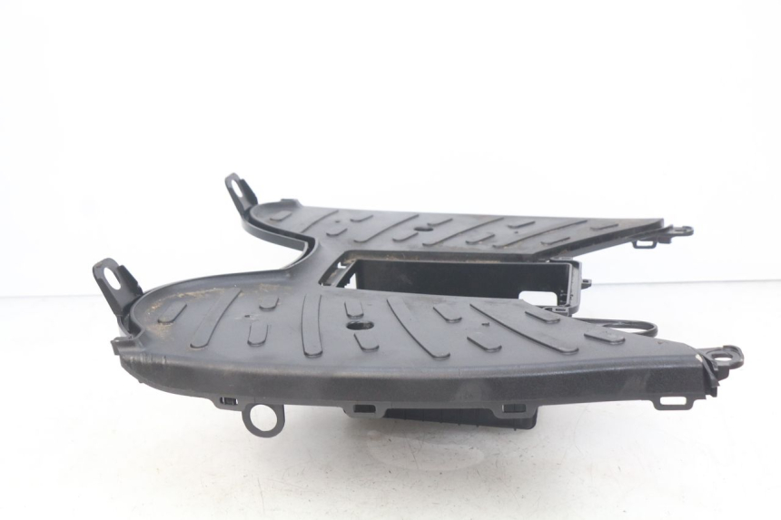 photo de ESTRIBO PEUGEOT STREETZONE 4T 50 (2018 - 2023) - Estado de la superficie y material