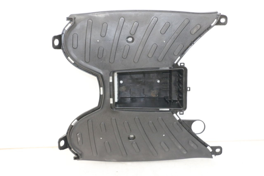 photo de TAPA REPOSAPIES PEUGEOT STREETZONE I 2T 50 (2018 - 2020) - Vista principal