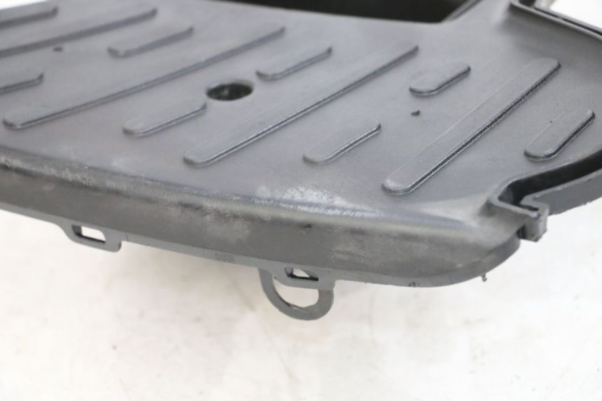 photo de TAPA REPOSAPIES PEUGEOT STREETZONE I 2T 50 (2018 - 2020) - Vista general del producto