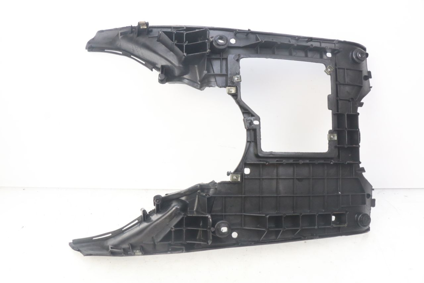 photo de TAPA REPOSAPIES JM MOTORS SUNNY 50 (2017 - 2020) - Primer plano técnico