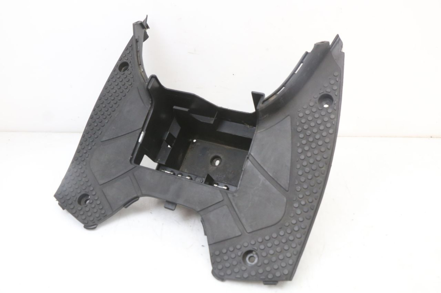 photo de TAPA REPOSAPIES KYMCO SUPER 8 4T 50 (2018 - 2020) - Otra perspectiva