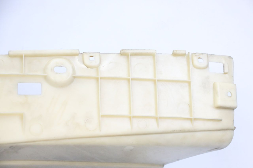 photo de TAPA REPOSAPIES PIAGGIO SUPER LX 125 (2000 - 2003) - Vista general del producto